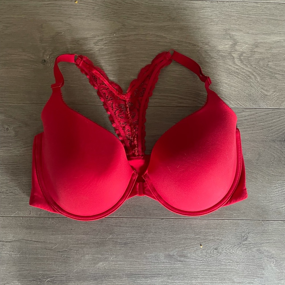 Victoria’s Secret - racerback, front close